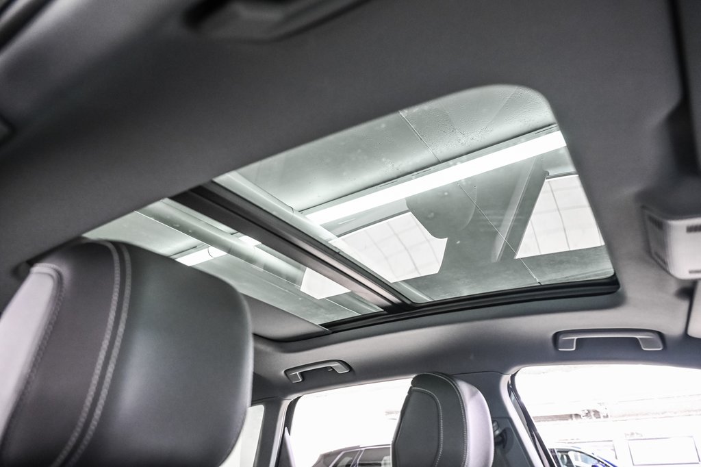 2024 Audi Q4 e-tron QUATTRO in Laval, Quebec - 24 - w1024h768px