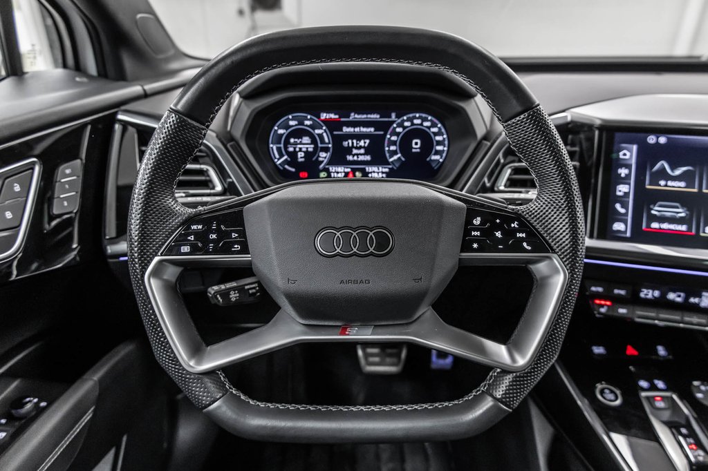 Audi Q4 e-tron 55 TECH PKG PREMIUIM PKG 2024 à Laval, Québec - 17 - w1024h768px