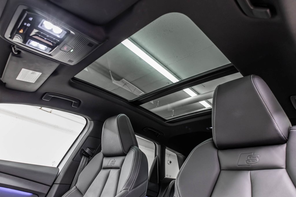 Audi Q4 e-tron 55 TECH PKG PREMIUIM PKG 2024 à Laval, Québec - 32 - w1024h768px