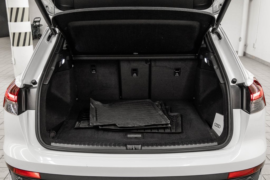 Audi Q4 e-tron 55 TECH PKG PREMIUIM PKG 2024 à Laval, Québec - 11 - w1024h768px