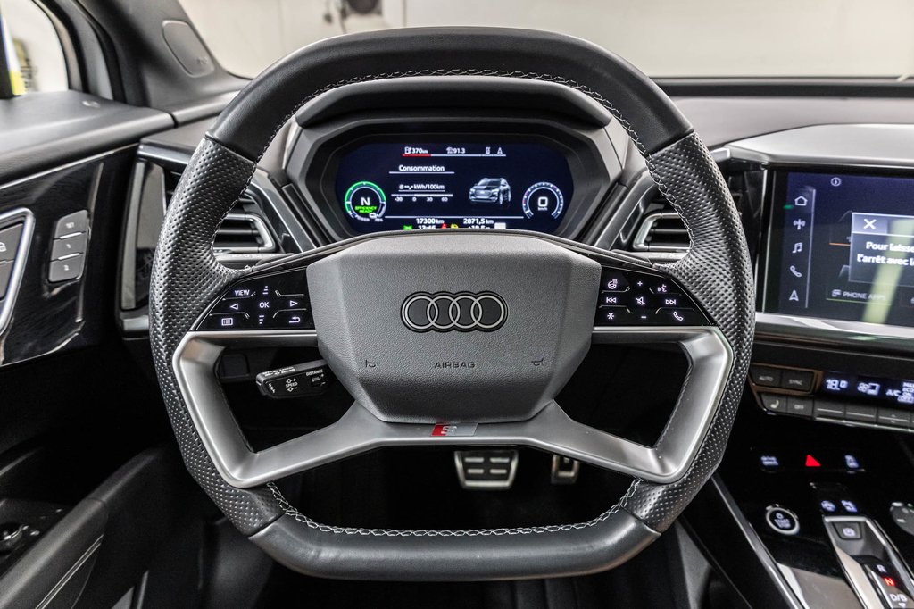 2024 Audi Q4 e-tron BLACK OPTIC PREMIUM PKG TECH PKG in Laval, Quebec - 18 - w1024h768px