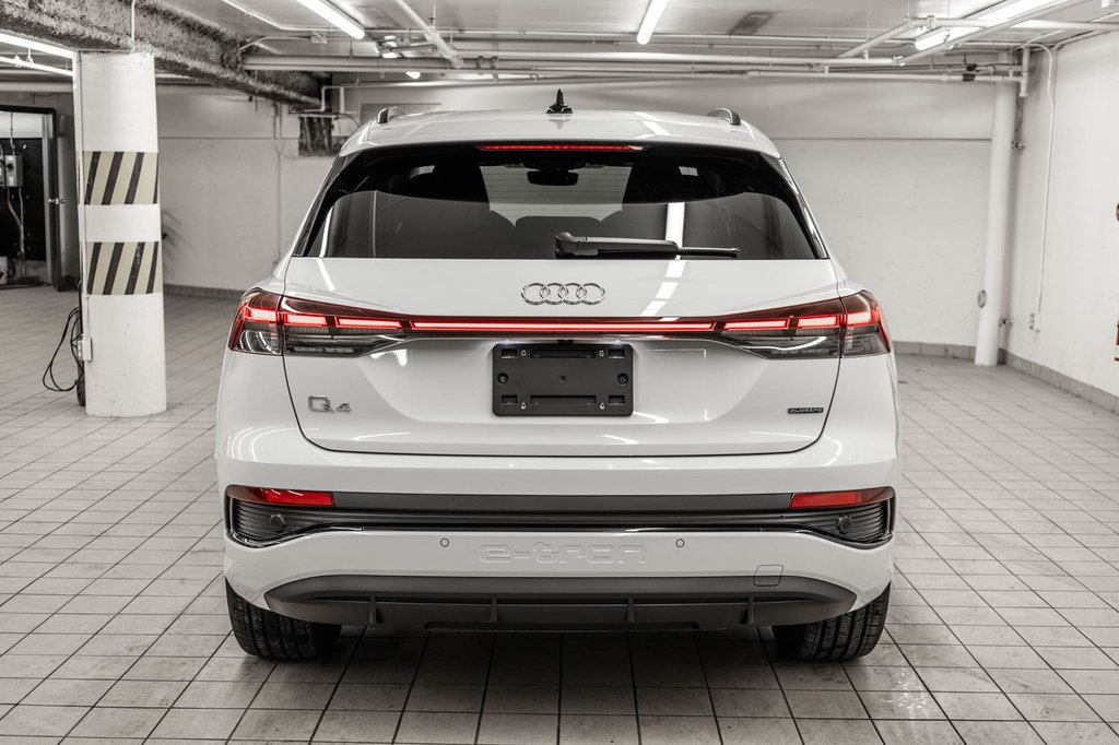 2024 Audi Q4 e-tron BLACK OPTIC PREMIUM PKG TECH PKG in Laval, Quebec - 5 - w1024h768px