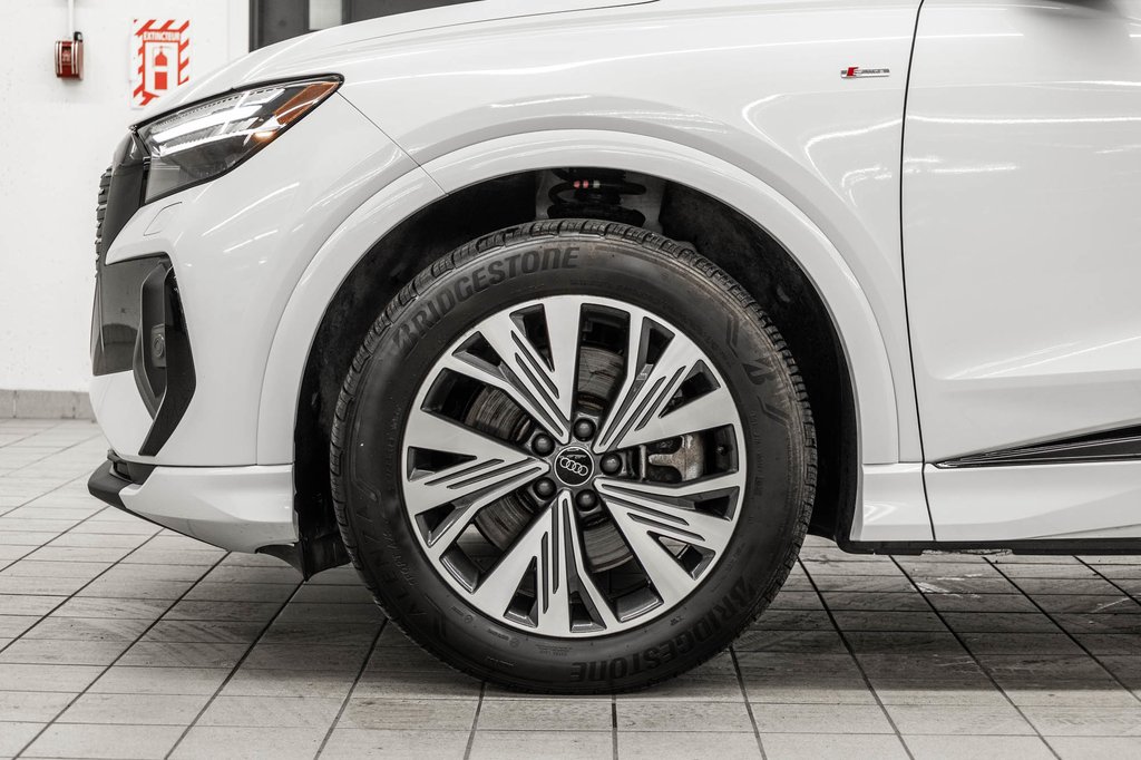 2024 Audi Q4 e-tron BLACK OPTIC PREMIUM PKG TECH PKG in Laval, Quebec - 8 - w1024h768px