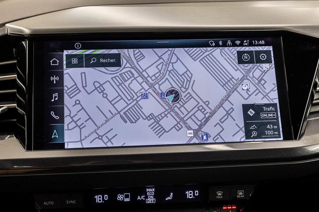 2024 Audi Q4 e-tron BLACK OPTIC PREMIUM PKG TECH PKG in Laval, Quebec - 30 - w1024h768px
