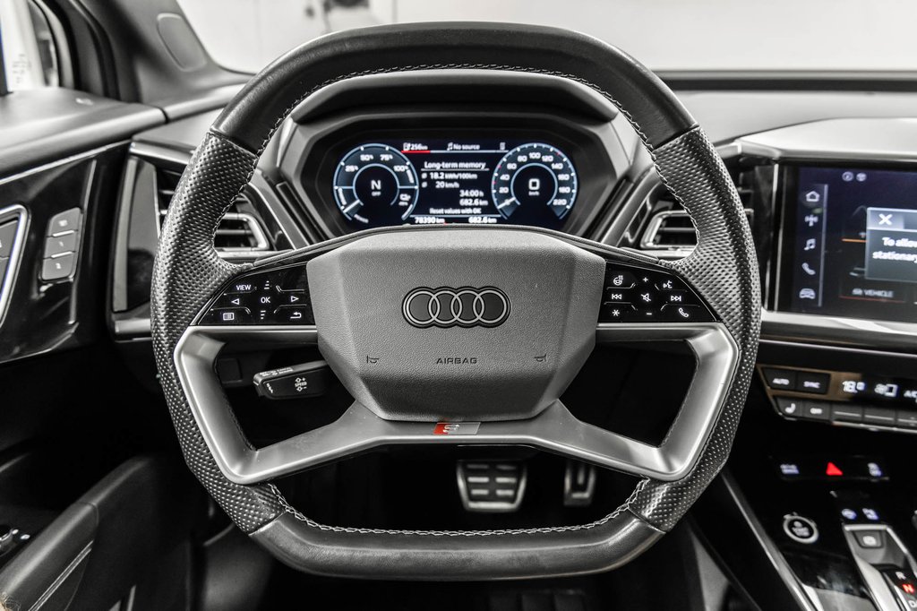 Audi Q4 e-tron S-LINE BLACK OPTIC 20 PCS 2024 à Laval, Québec - 17 - w1024h768px