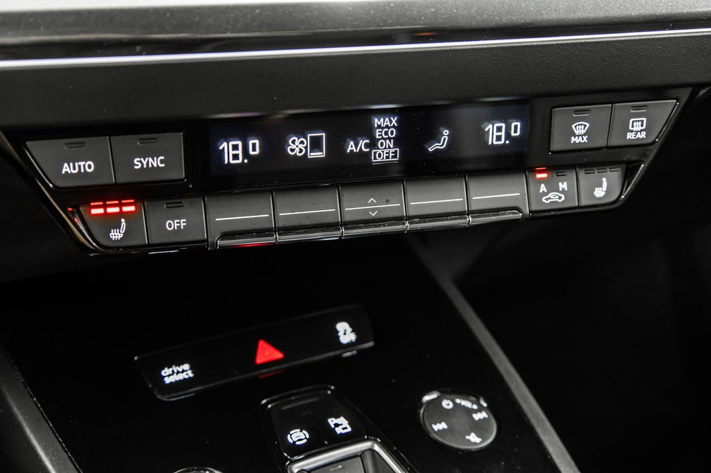 Audi Q4 e-tron S-LINE BLACK OPTIC 20 PCS 2024 à Laval, Québec - 26 - w1024h768px