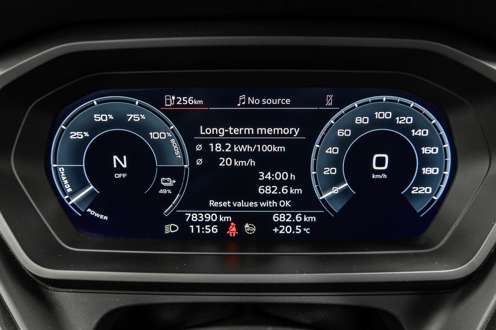 Audi Q4 e-tron S-LINE BLACK OPTIC 20 PCS 2024 à Laval, Québec - 18 - w1024h768px