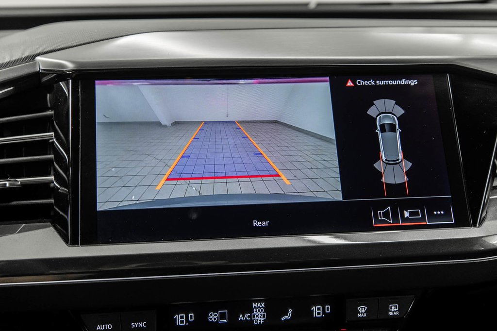 Audi Q4 e-tron S-LINE BLACK OPTIC 20 PCS 2024 à Laval, Québec - 30 - w1024h768px