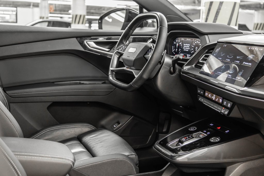 Audi Q4 e-tron S-LINE BLACK OPTIC 20 PCS 2024 à Laval, Québec - 37 - w1024h768px