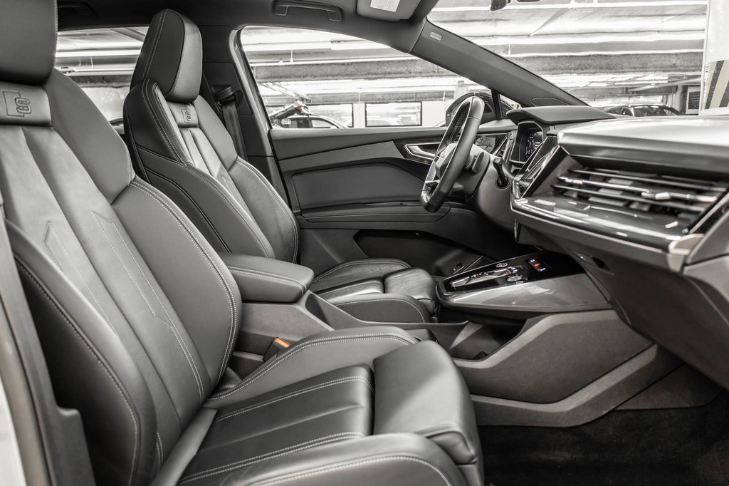Audi Q4 e-tron S-LINE BLACK OPTIC 20 PCS 2024 à Laval, Québec - 36 - w1024h768px