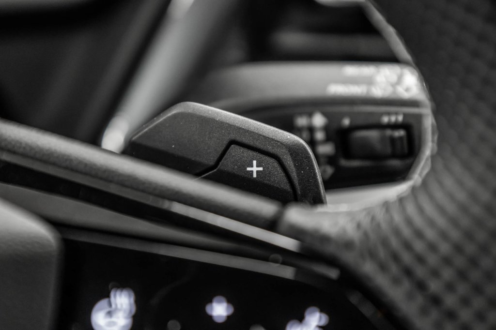Audi Q4 e-tron 55 E-TRON QUATTRO, BLACK OPTICS, PREMIUM PACK, 20P 2025 à Laval, Québec - 21 - w1024h768px