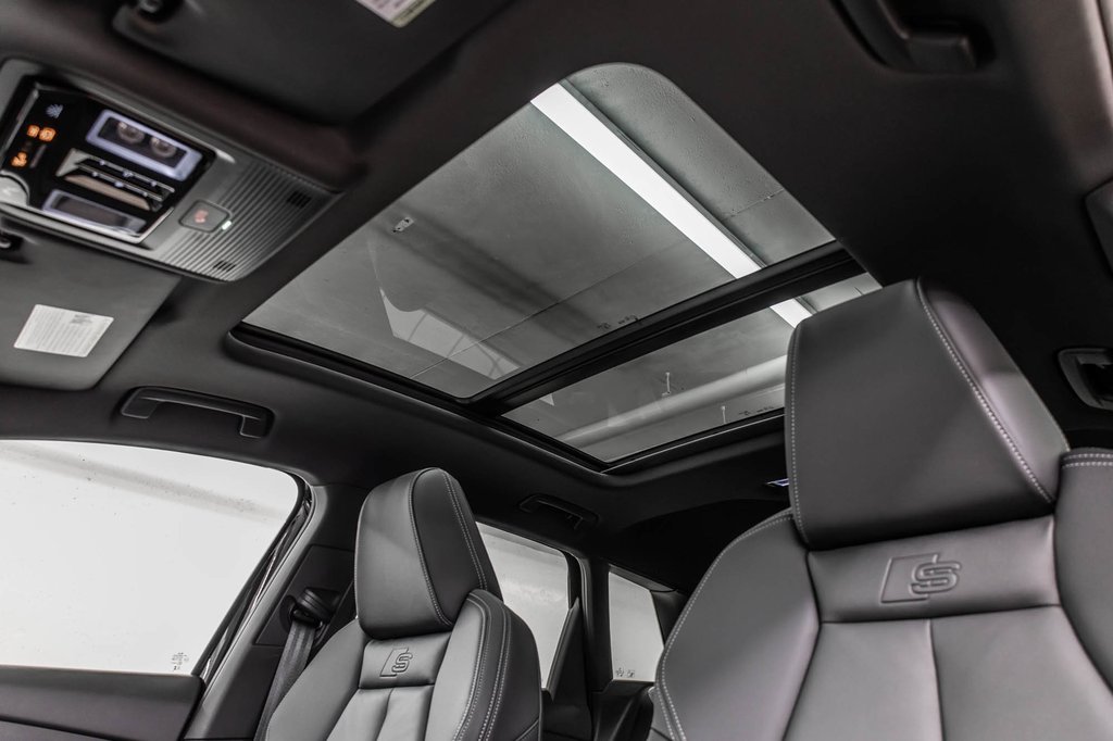 Audi Q4 e-tron 55 E-TRON QUATTRO, BLACK OPTICS, PREMIUM PACK, 20P 2025 à Laval, Québec - 30 - w1024h768px