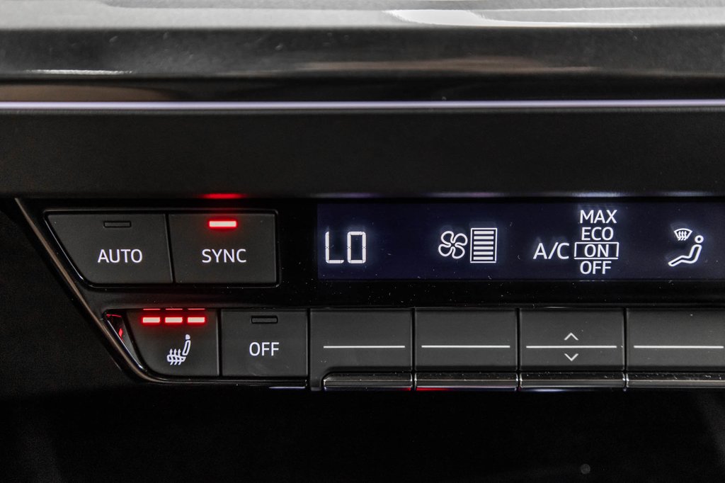 Audi Q4 e-tron 55 E-TRON QUATTRO, BLACK OPTICS, PREMIUM PACK, 20P 2025 à Laval, Québec - 27 - w1024h768px