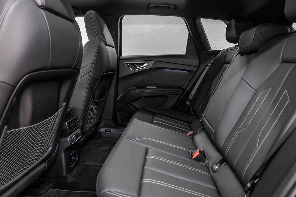 Audi Q4 e-tron 55 E-TRON QUATTRO, BLACK OPTICS, PREMIUM PACK, 20P 2025 à Laval, Québec - 31 - w1024h768px