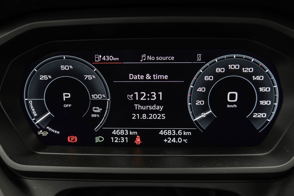 Audi Q4 e-tron 55 E-TRON QUATTRO, BLACK OPTICS, PREMIUM PACK, 20P 2025 à Laval, Québec - 18 - w1024h768px