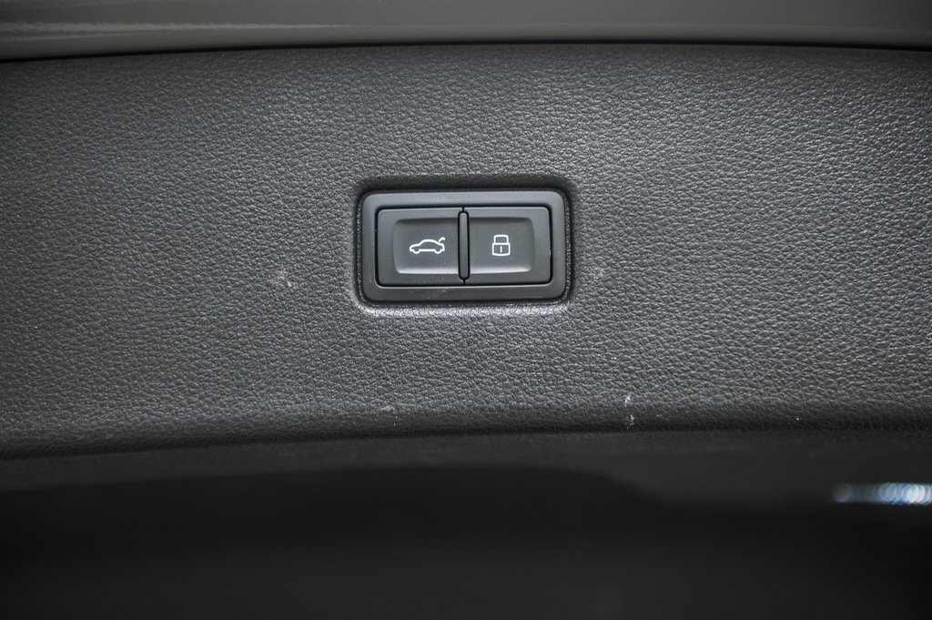 2022 Audi Q5 Sportback PROGRESSIV S-LINE BLACK PKG 20 PCS in Laval, Quebec - 13 - w1024h768px