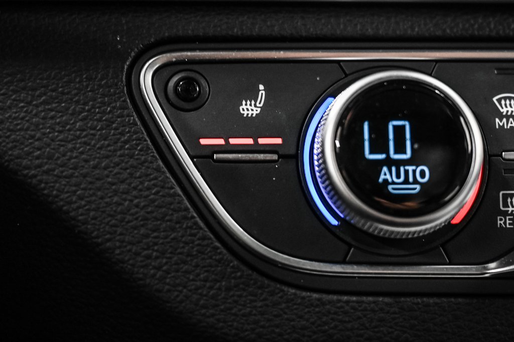 Audi Q5 Sportback Technik BLACK PACK + HEADS-UP DISPLAY + CARBON 2023 à Laval, Québec - 17 - w1024h768px