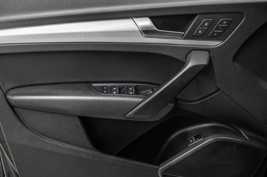 2019 Audi Q5 PROGRESSIV QUATTRO 19 PCS in Laval, Quebec - 13 - w1024h768px