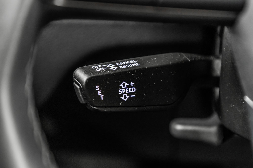 Audi Q5 KOMFORT ENSEMBLE COMMODITÉ PHONE BOX 2021 à Laval, Québec - 22 - w1024h768px