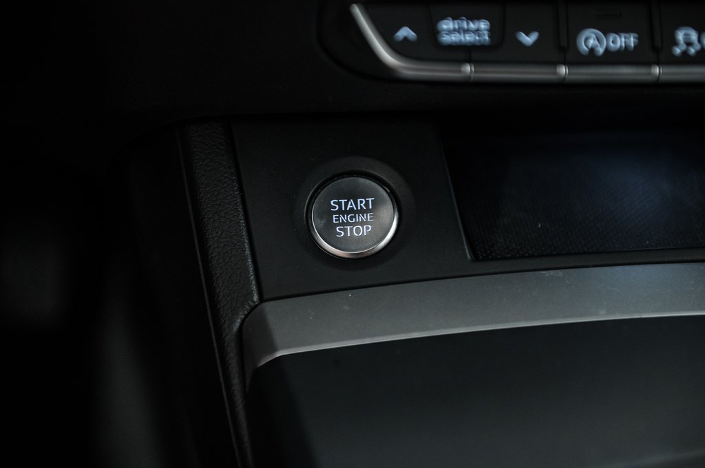 Audi Q5 KOMFORT CONVENIENCE, PHONE BOX 2021 à Laval, Québec - 25 - w1024h768px