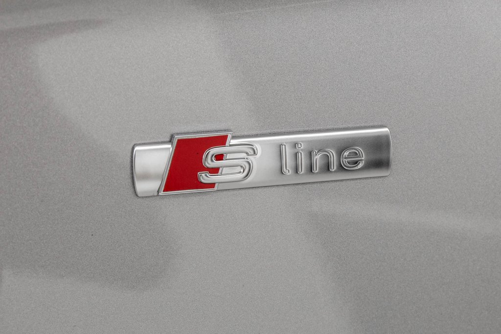 2022 Audi Q5 PROGRESSIV S-LINE BLACK PKG 20 PCS in Laval, Quebec - 39 - w1024h768px