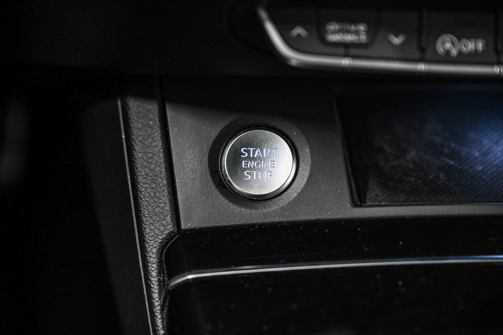 2022 Audi Q5 PROGRESSIV S-LINE BLACK PKG 20 PCS in Laval, Quebec - 16 - w1024h768px