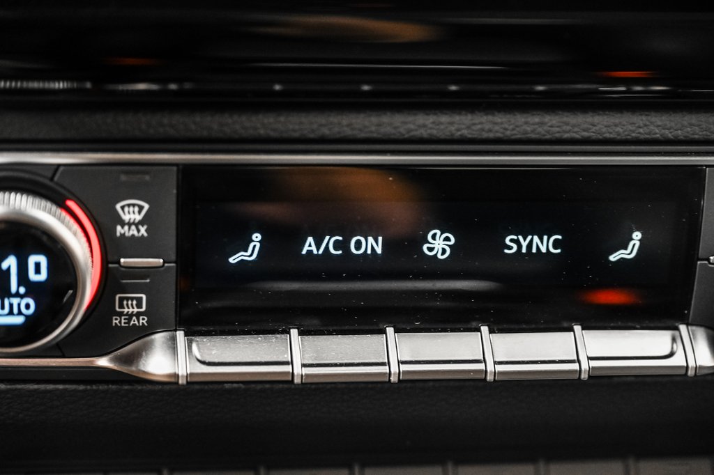 2022 Audi Q5 PROGRESSIV S-LINE BLACK PKG in Laval, Quebec - 17 - w1024h768px