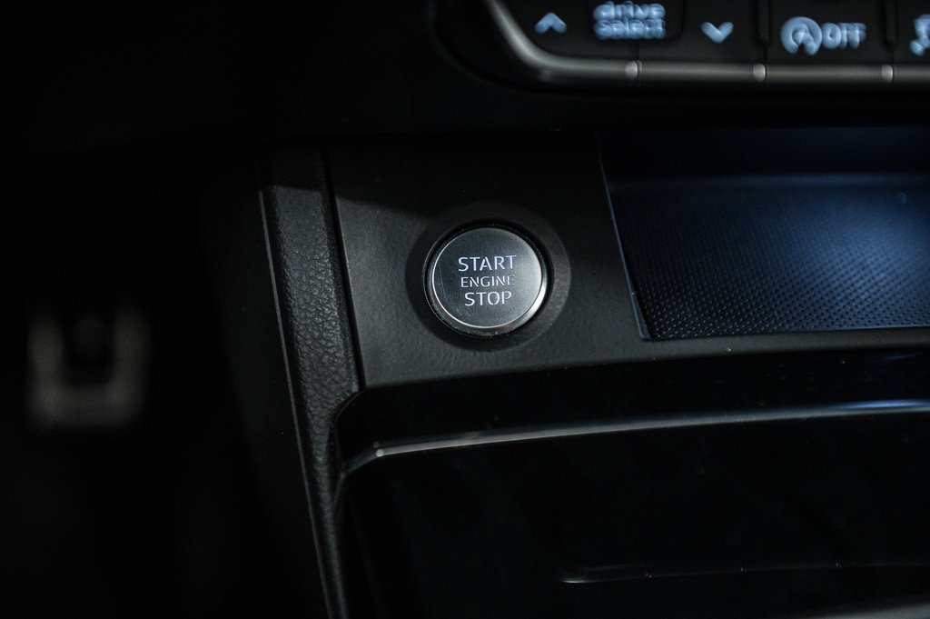 2022 Audi Q5 PROGRESSIV S-LINE BLACK PKG 20 PCS in Laval, Quebec - 27 - w1024h768px