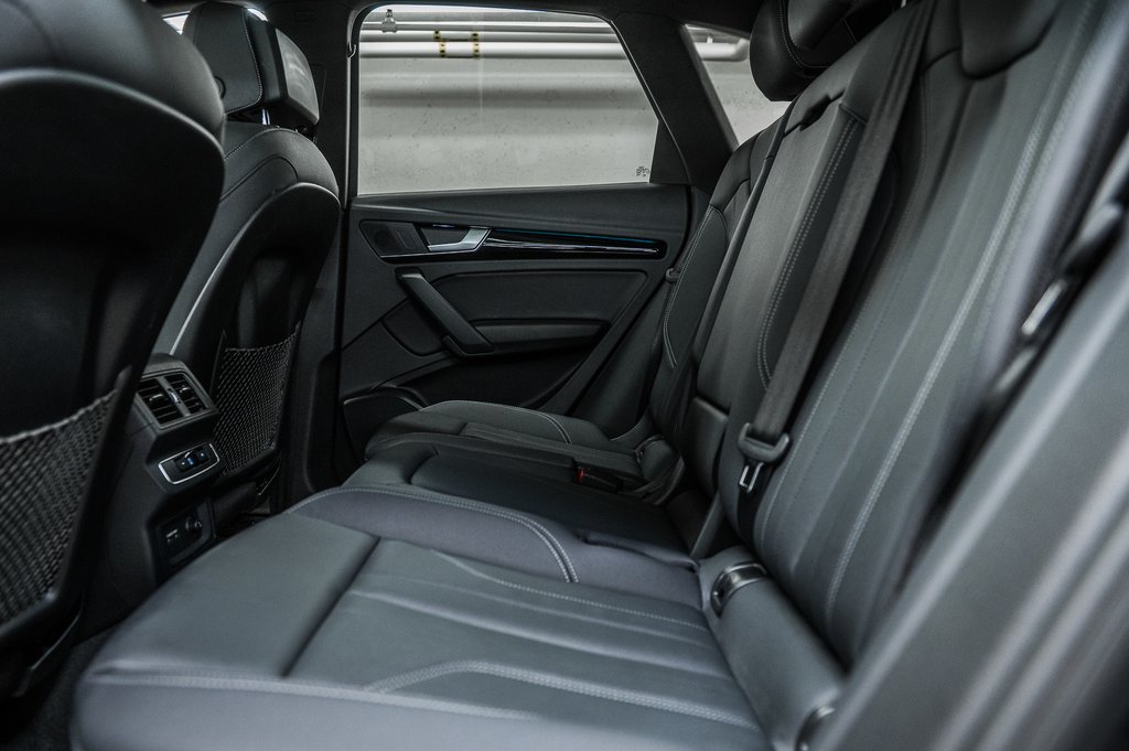 2022 Audi Q5 PROGRESSIV S-LINE BLACK PKG 20 PCS in Laval, Quebec - 28 - w1024h768px