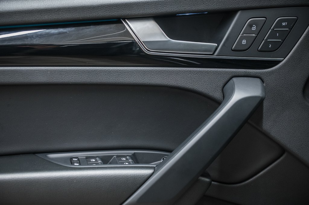 2022 Audi Q5 PROGRESSIV S-LINE BLACK PKG 20 PCS in Laval, Quebec - 14 - w1024h768px