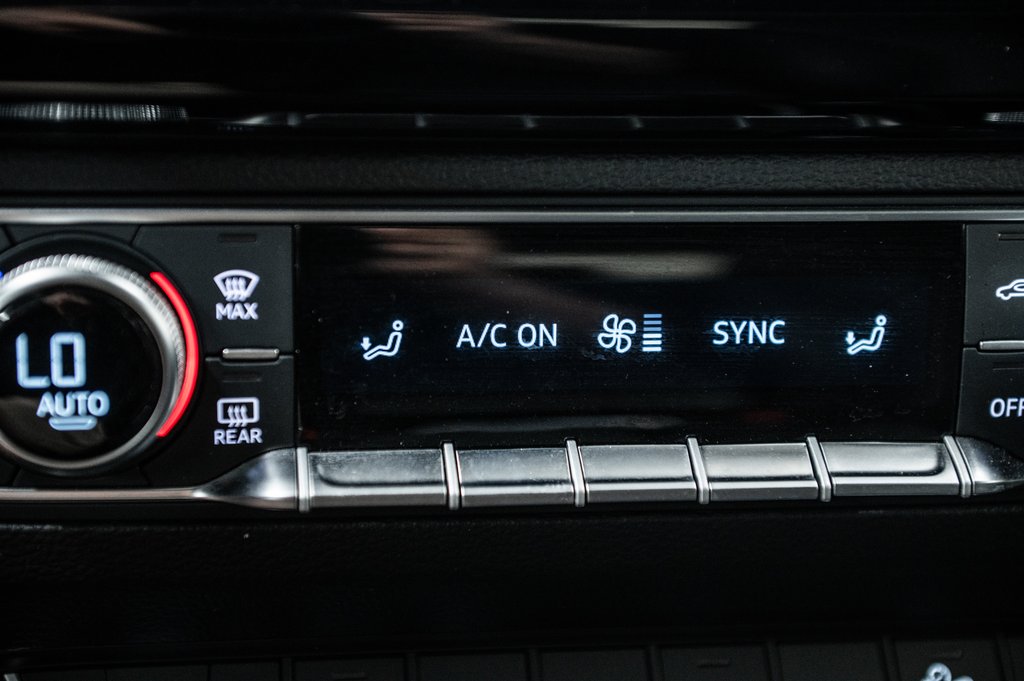 2022 Audi Q5 PROGRESSIV S-LINE BLACK PKG 20 PCS in Laval, Quebec - 25 - w1024h768px