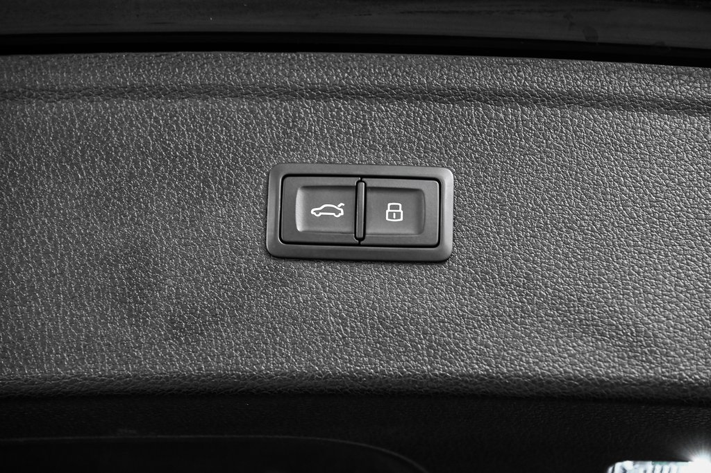 Audi Q5 KOMFORT ENS EMBLE COMMODITÉ 2022 à Laval, Québec - 10 - w1024h768px