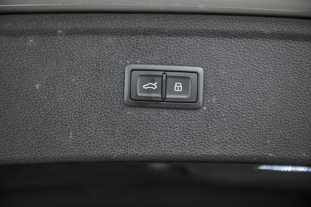 Audi Q5 PROGRESSIV S-LINE BLACK PKG 20 PCS 2022 à Laval, Québec - 13 - w1024h768px