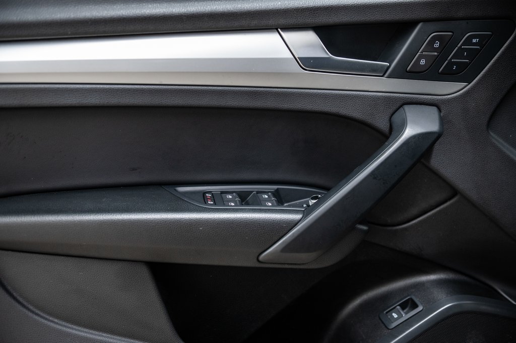 2022 Audi Q5 KOMFORT ENS COMMODITÉ in Laval, Quebec - 13 - w1024h768px