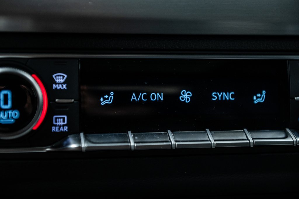 2022 Audi Q5 PROGRESSIV S-LINE in Laval, Quebec - 25 - w1024h768px