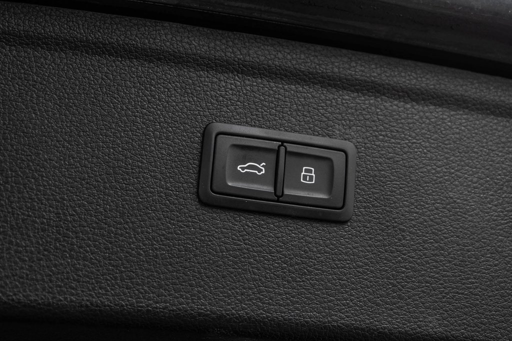 Audi Q5 Progressiv TOIT PANO CUIR CARPLAY CAMÉRA +++ 2022 à Laval, Québec - 12 - w1024h768px