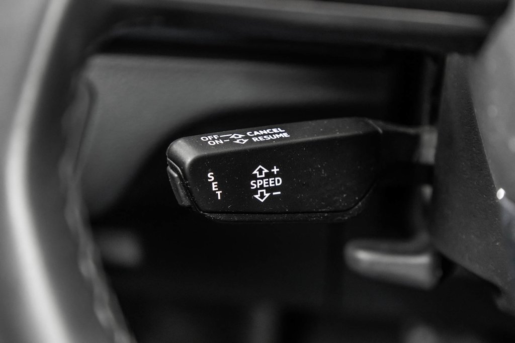 Audi Q5 45TFSI KOMFORT VORSPRUNG EDITION 2023 à Laval, Québec - 22 - w1024h768px