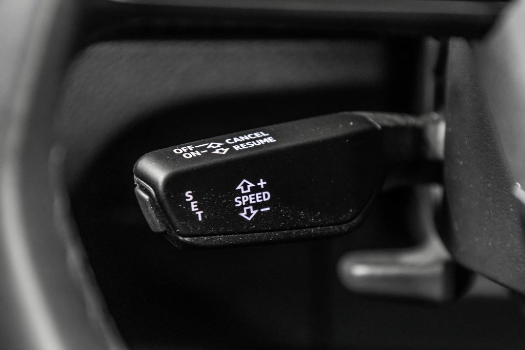 Audi Q5 KOMFORT VORSPRUNG EDITION 2023 à Laval, Québec - 22 - w1024h768px