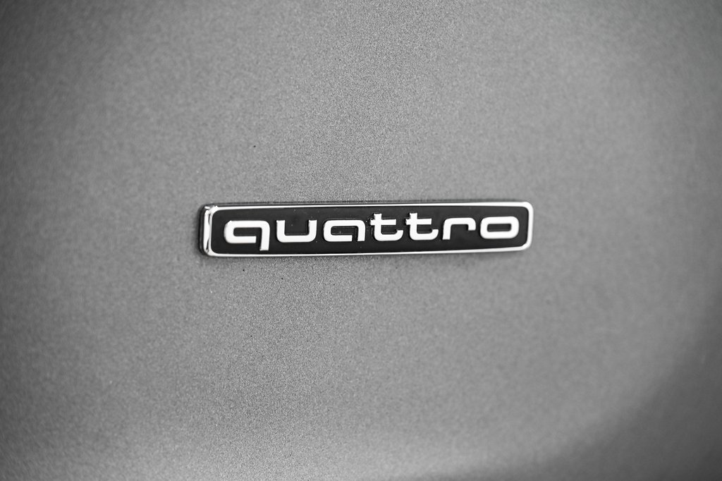 2023 Audi Q5 PROGRESSIV S-LINE BLACK PKG 20 PCS in Laval, Quebec - 9 - w1024h768px