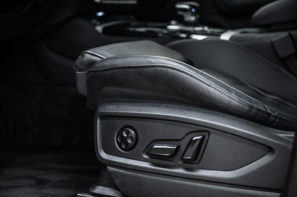 2023 Audi Q5 PROGRESSIV S-LINE BLACK PKG 20 PCS in Laval, Quebec - 16 - w1024h768px