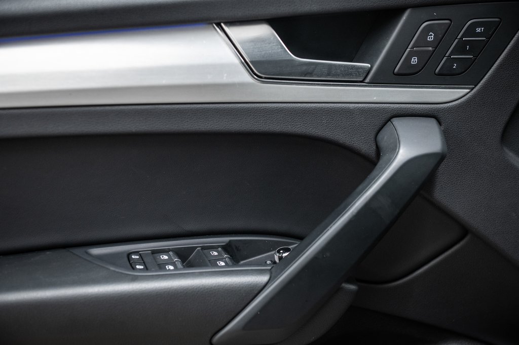 2023 Audi Q5 PROGRESSIV S-LINE BLACK PKG 20 PCS in Laval, Quebec - 14 - w1024h768px