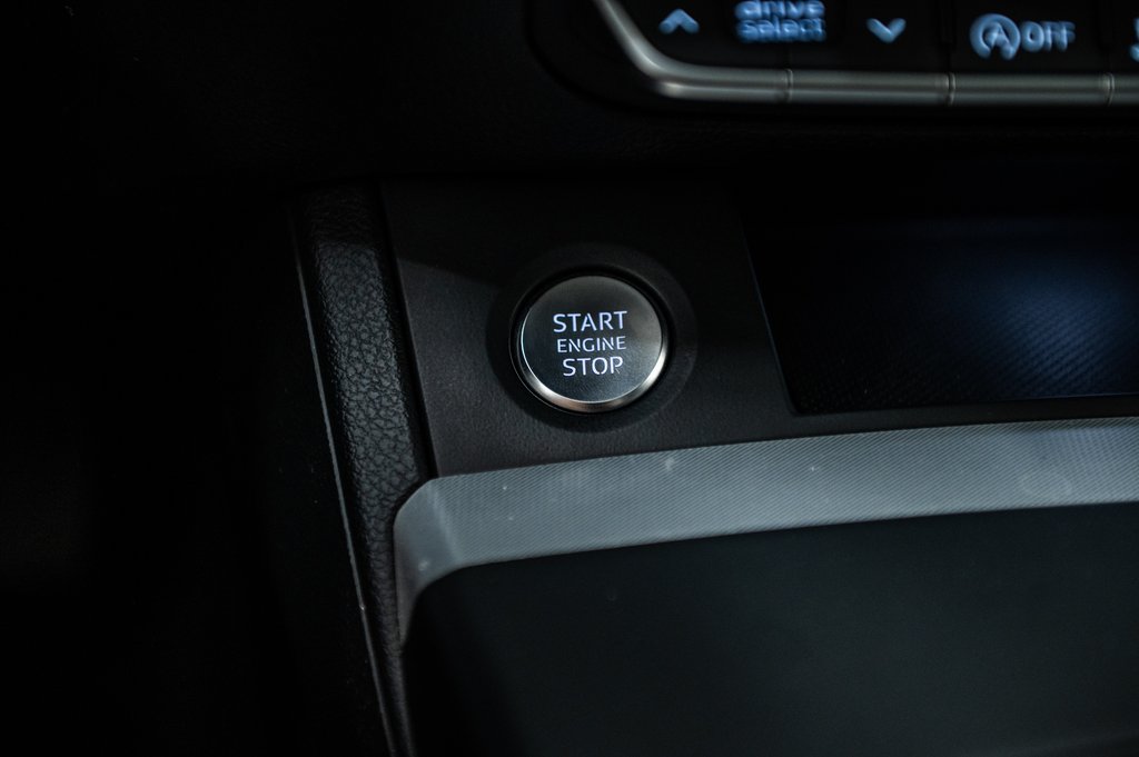 Audi Q5 Progressiv PANO CUIR CARPLAY CAMÉRA BAS KM 2023 à Laval, Québec - 27 - w1024h768px