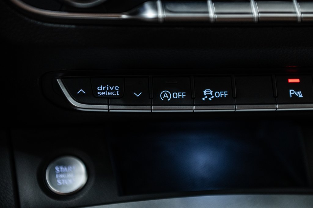 Audi Q5 Komfort  QUATTRO CUIR CAMÉRA BAS KM 2023 à Laval, Québec - 24 - w1024h768px