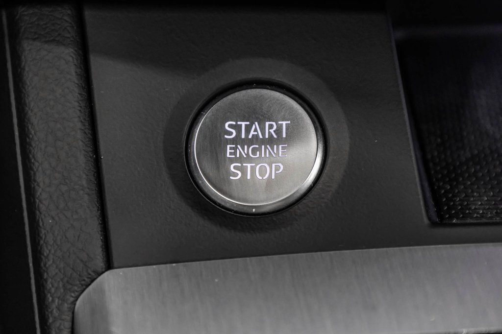 2023 Audi Q5 TECHNIK BLACK OPTIC 20 PCS in Laval, Quebec - 24 - w1024h768px
