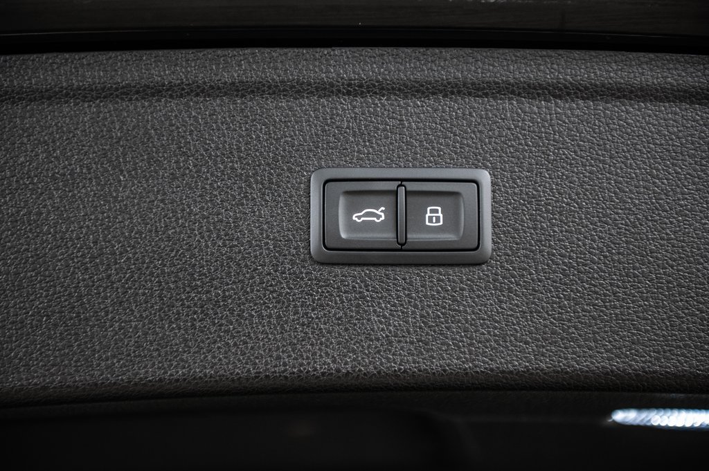 Audi Q5 PROGRESSIV QUATTRO 19 PCS 2023 à Laval, Québec - 13 - w1024h768px