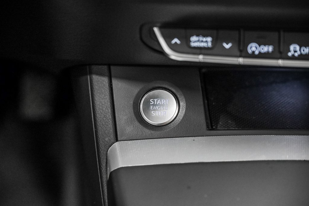 2023 Audi Q5 Progressiv TOIT CUIR CAMÉRA CARPLAY BAS KM in Laval, Quebec - 21 - w1024h768px