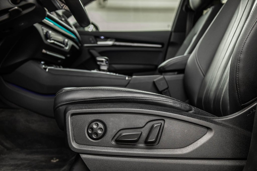 Audi Q5 KOMFORT VORSPRUNG EDITION 2023 à Laval, Québec - 14 - w1024h768px
