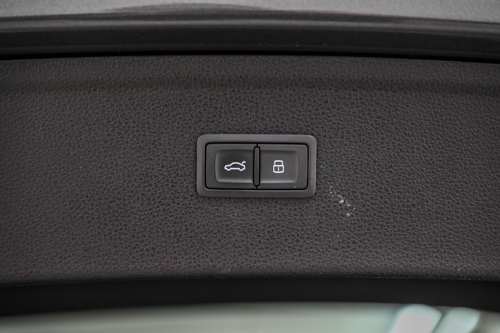 Audi Q5 PROGRESSIV S-LINE BLACK PKG 20 PCS 2023 à Laval, Québec - 11 - w1024h768px
