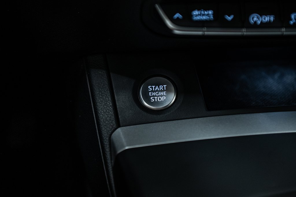 2023 Audi Q5 KOMFORT QUATTRO 45TFSI in Laval, Quebec - 25 - w1024h768px