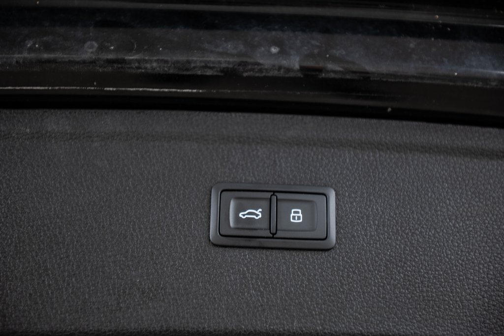 2023 Audi Q5 KOMFORT QUATTRO 45TFSI in Laval, Quebec - 12 - w1024h768px